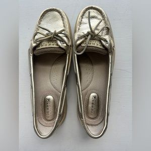 Sperry Women's Angelfish Boat Shoe! 💛